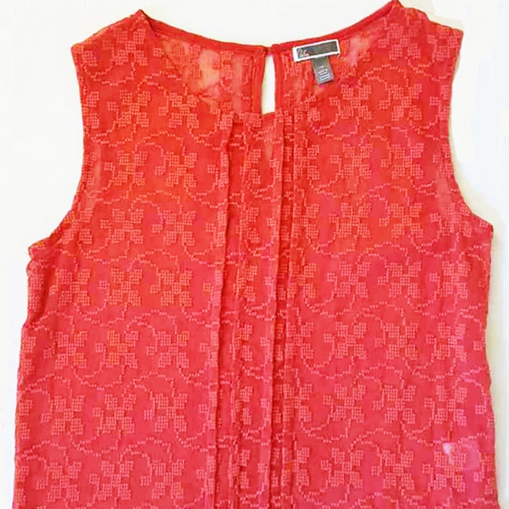 Chelsea28 sleeveless lace top XS